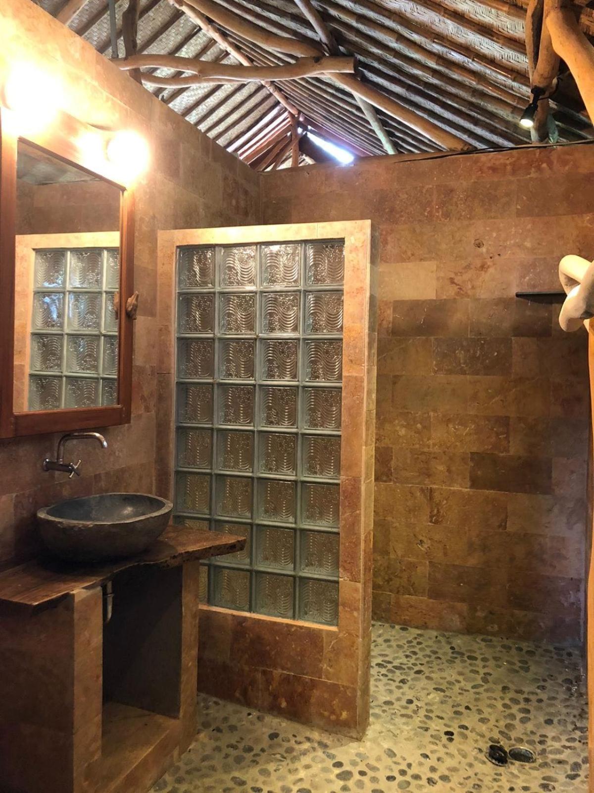 Yoga Bale House Hotel Karangasem Buitenkant foto