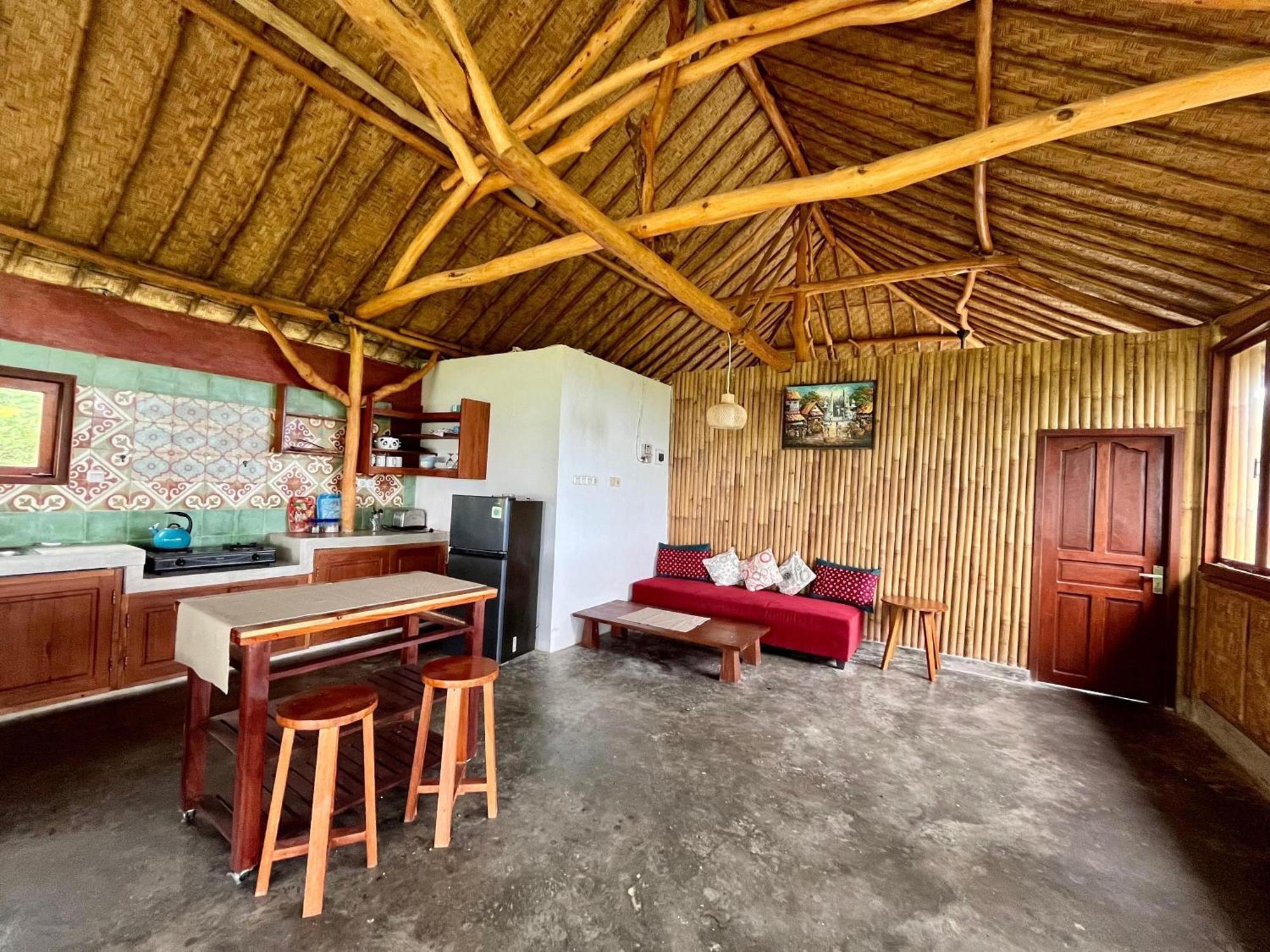 Yoga Bale House Hotel Karangasem Kamer foto
